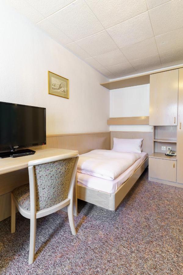 Hotel Sonne Gottmadingen Ngoại thất bức ảnh